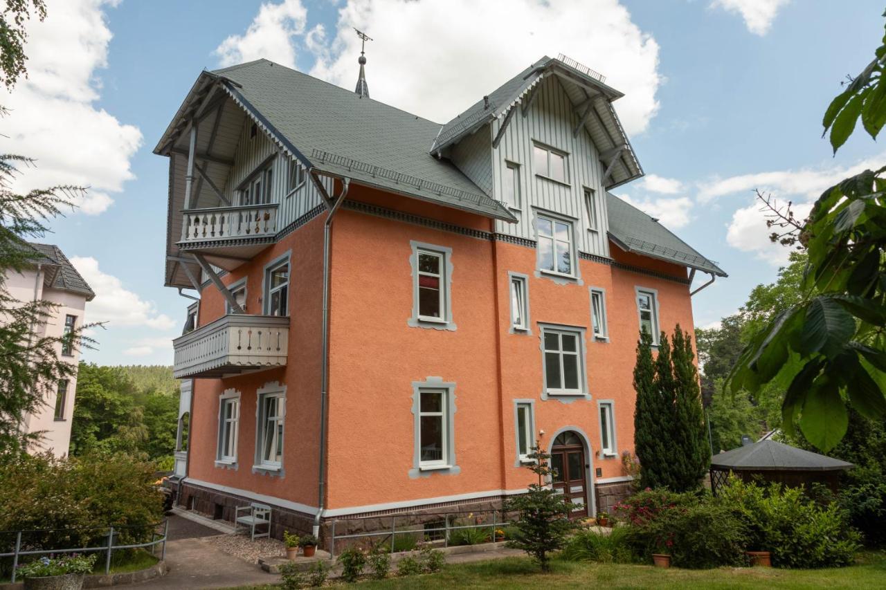 Moderne Ferienwohnung In Alter Villa ゲオルゲンタール エクステリア 写真